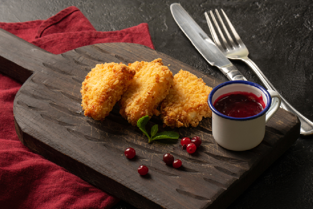 RECIPE: Crispy Brie Bites with Berry Compote
