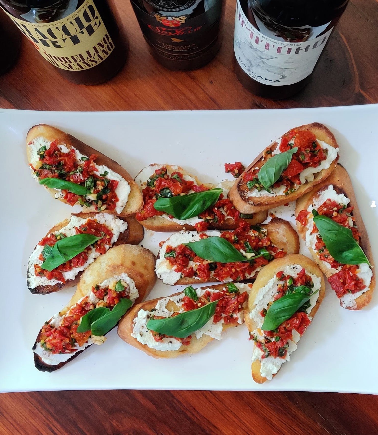 Online-Wine-Shop-Recipe-Pairing-Sundried-Tomato-and-Ricotta-Crostini