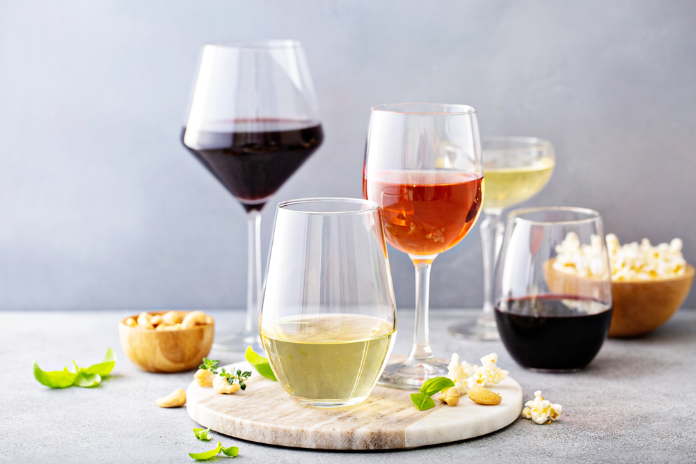 Wine Glasses: Shapes, Stems, Cleaning, and Care